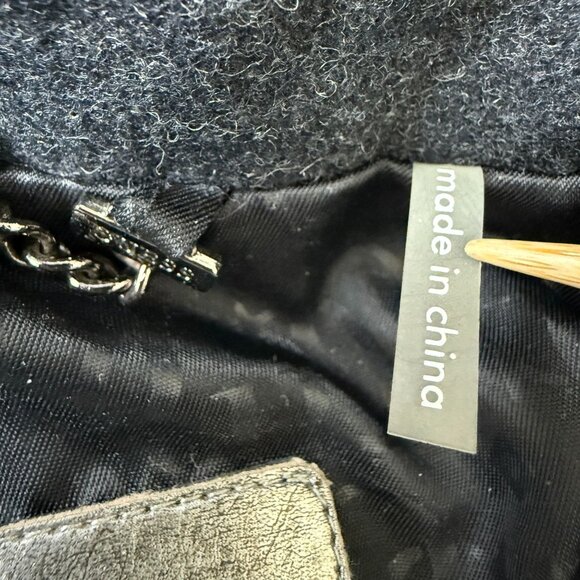 Guess Womens NWT Wool Blend Peacoat Jacket Size Medium Charcoal Double-Breasted - Picture 11 of 13